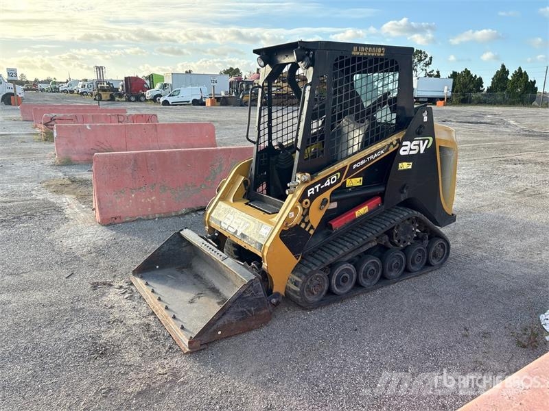 ASV RT40 Compact Track Loader Liukuohjatut kuormaajat