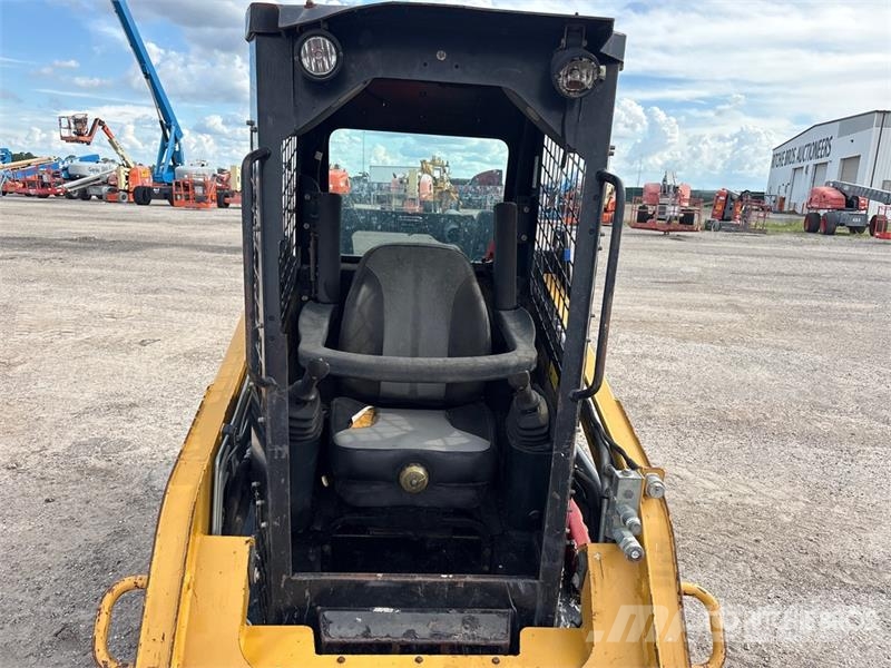 ASV RT40 Compact Track Loader 스키드로더