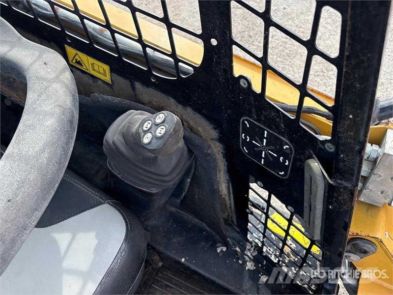 ASV RT40 Compact Track Loader 스키드로더