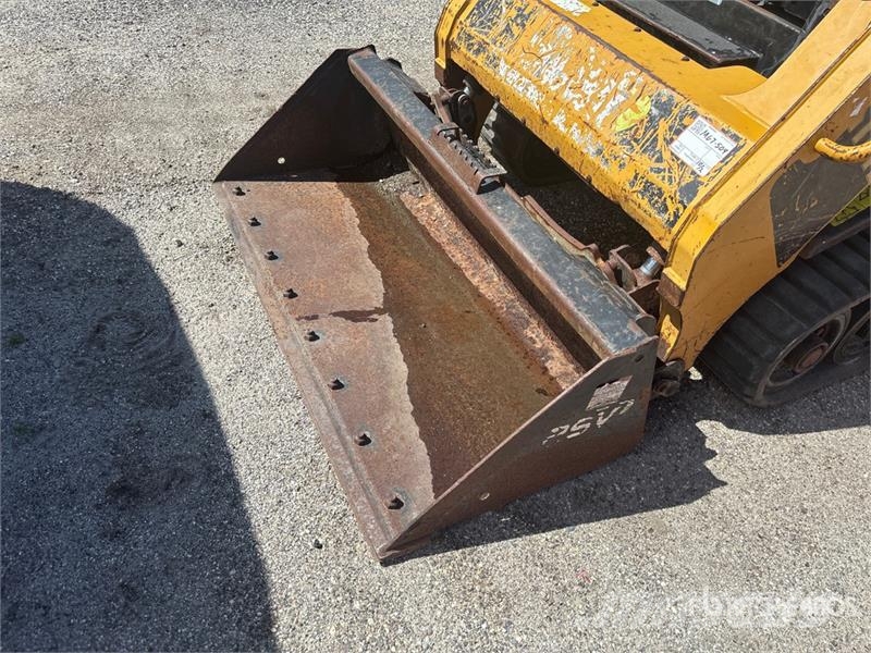 ASV RT40 Compact Track Loader Lietoti riteņu kompaktiekrāvēji