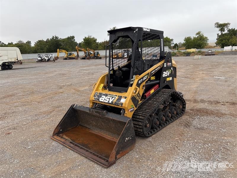ASV RT50 Compact Track Loader لوادر انزلاقية التوجيه