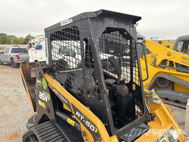 ASV RT50 Compact Track Loader لوادر انزلاقية التوجيه