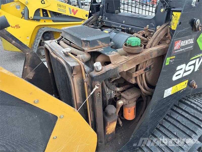 ASV RT50 Compact Track Loader لوادر انزلاقية التوجيه
