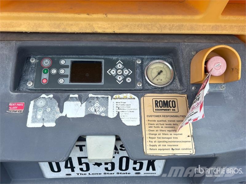 Atlas Copco 185 CFM 185 cfm Mobile Air Compressor (Inoperable) Kompresori