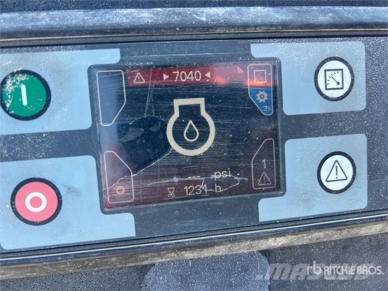 Atlas Copco CPS175 175 cfm Mobile Air Compressor (Inoperable) コンプレッサー