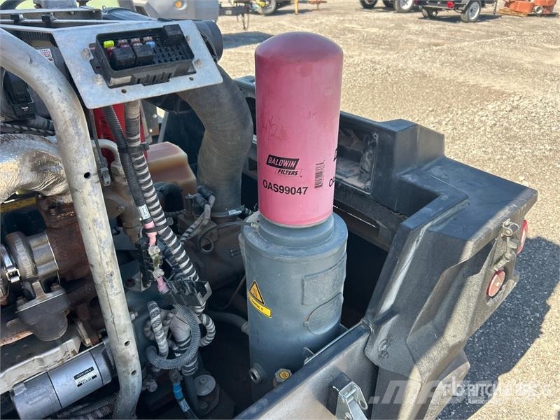 Atlas Copco CPS175 175 cfm Mobile Air Compressor (Inoperable) コンプレッサー