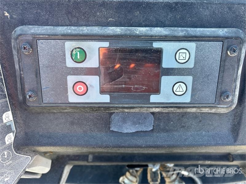 Atlas Copco CPS175 175 cfm Mobile Air Compressor (Inoperable) コンプレッサー