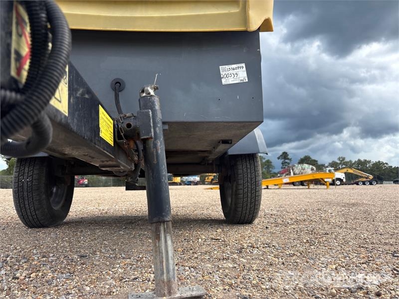 Atlas Copco of Atlas Copco XAS188 KD T4F 189 cfm Mobile 125 g Kompresorji