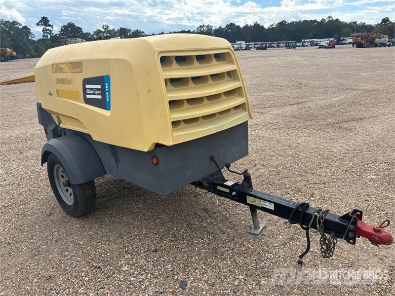 Atlas Copco of Atlas Copco XAS188 KD T4F 189 cfm Mobile 125 g Kompresorji