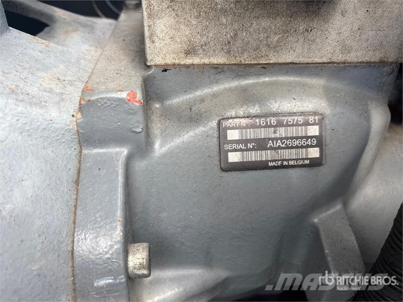 Atlas Copco of Atlas Copco XAS188 KD T4F 189 cfm Mobile 125 g Kompresorji