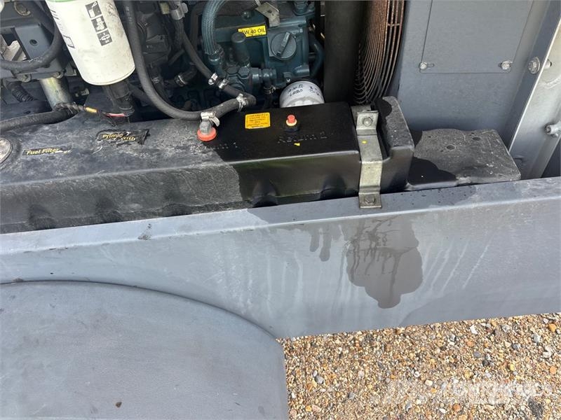 Atlas Copco of Atlas Copco XAS188 KD T4F 189 cfm Mobile 125 g Kompresorji