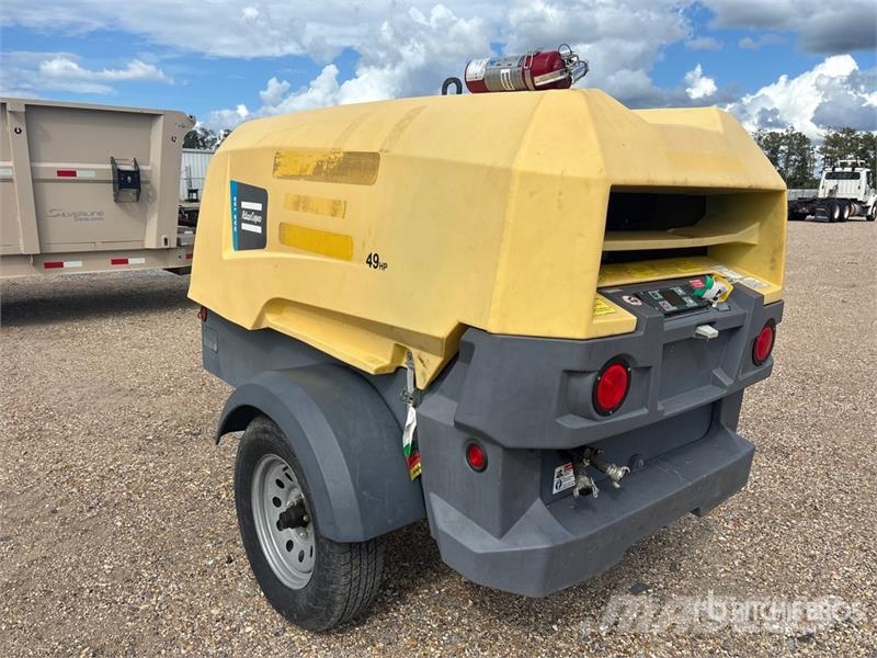 Atlas Copco of Atlas Copco XAS188 KD T4F 189 cfm Mobile 125 g Kompresorji