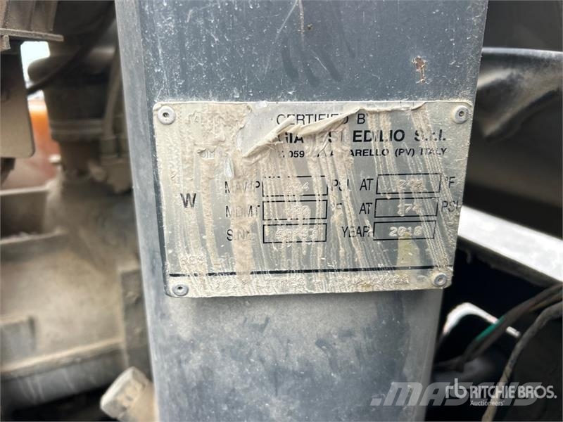 Atlas Copco XAS 185 JD7 콤푸레샤