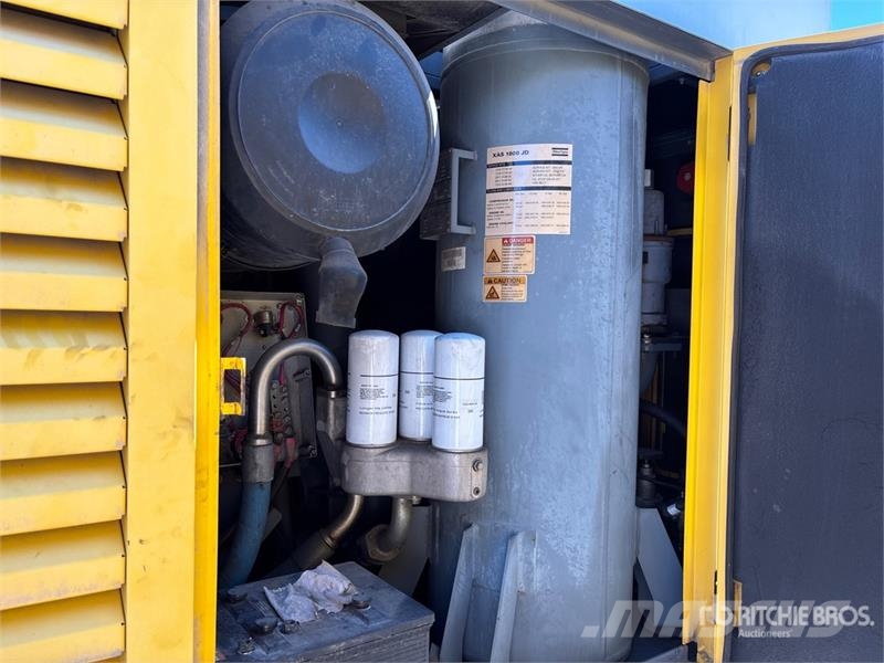 Atlas Copco XAS1800 125 cfm Mobile Air Compressor Kompresori