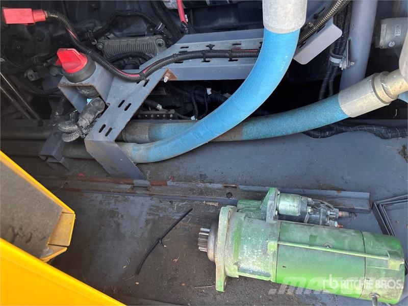Atlas Copco XAS1800 175 cfm Mobile Air Compressor Kompresori