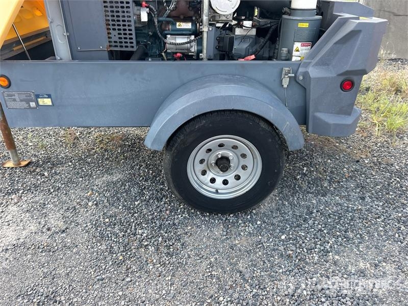 Atlas Copco XAS188 KD T4F 188 cfm Mobile Air Compressor Kompresorji