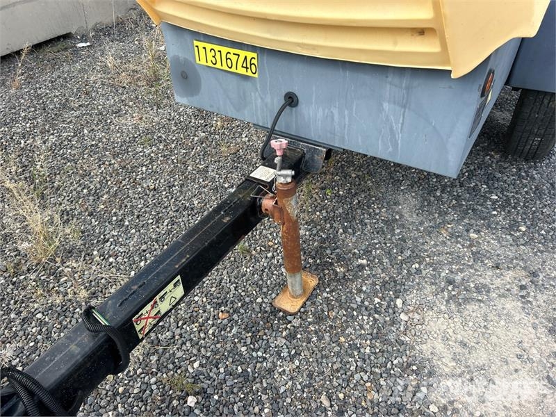 Atlas Copco XAS188 KD T4F 188 cfm Mobile Air Compressor Kompresorji
