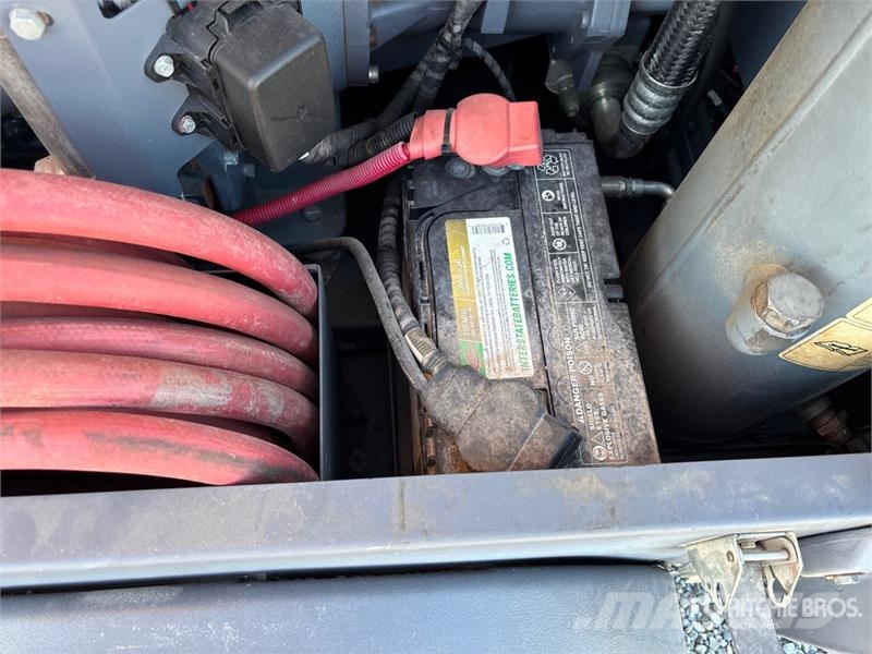 Atlas Copco XAS188 KD T4F 189 cfm Mobile Air Compressor Kompresori