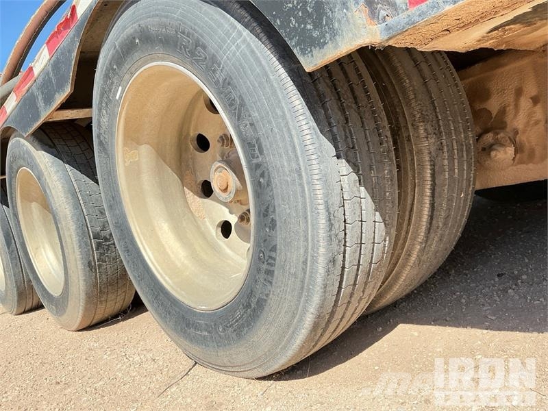  Atoka Trailer  (3) 48 ft Coil Tubing Reel Trailer Pārstrādes iekārtas
