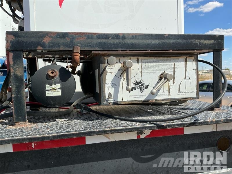  Atoka Trailer  (3) 48 ft Coil Tubing Reel Trailer Pārstrādes iekārtas