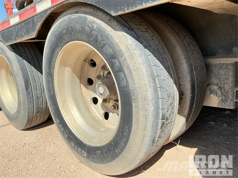  Atoka Trailer  (3) 48 ft Coil Tubing Reel Trailer Pārstrādes iekārtas