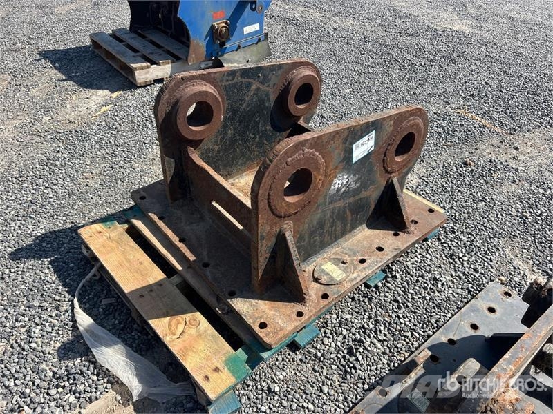 Attachment Mounting Plate مكونات أخرى