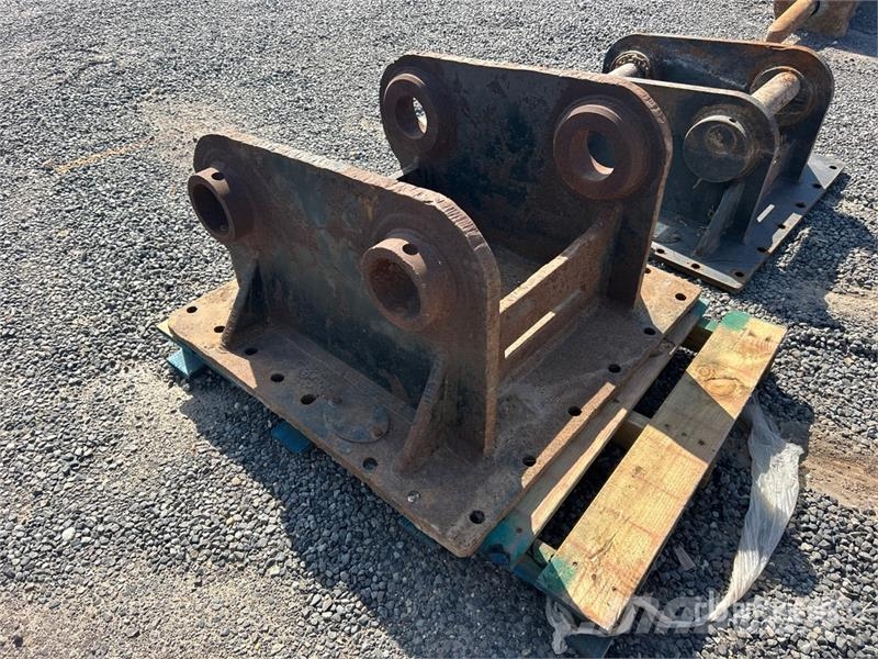 Attachment Mounting Plate مكونات أخرى