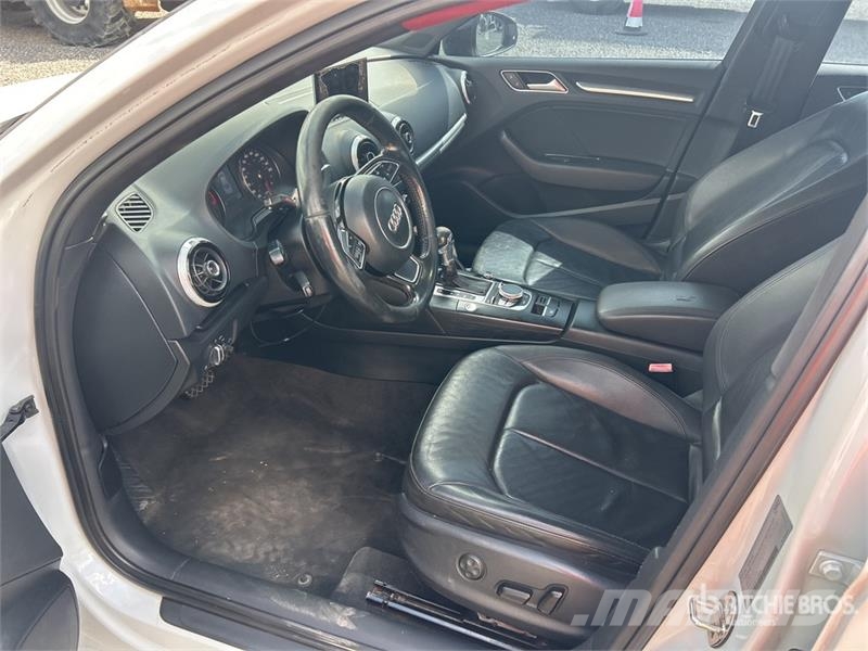 Audi A3 Automobile Avtomobili