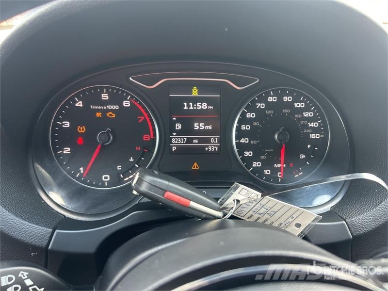 Audi A3 Automobile Avtomobili