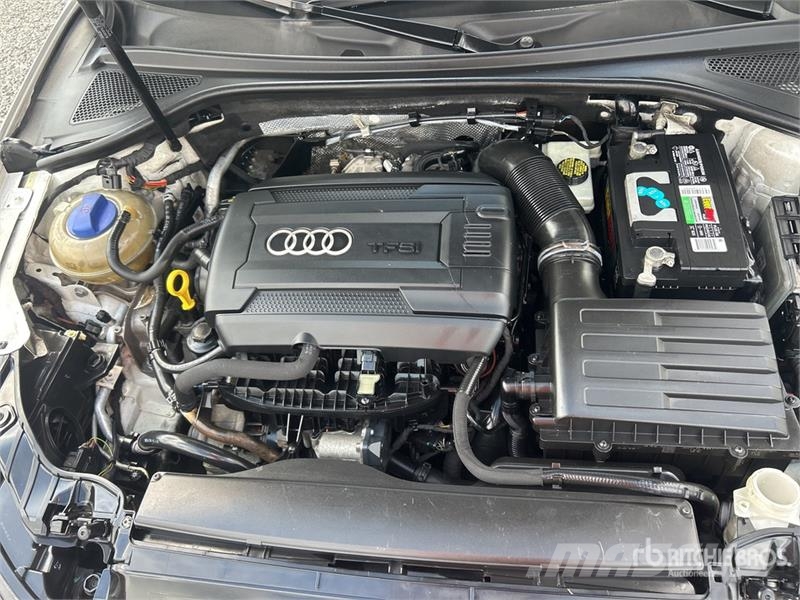 Audi A3 Automobile Avtomobili