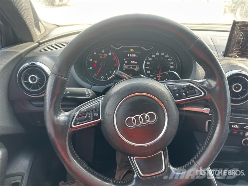 Audi A3 Automobile Avtomobili
