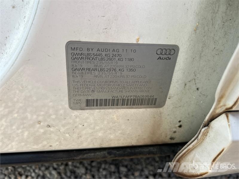 Audi Q5 2WD SUV (Inoperable) Automašīnas