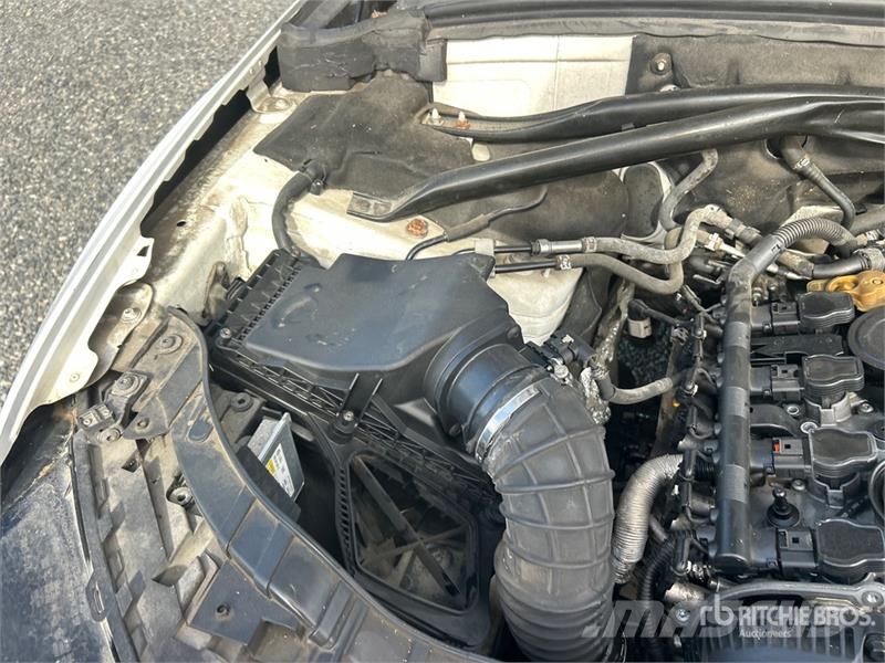 Audi Q5 2WD SUV (Inoperable) Automašīnas