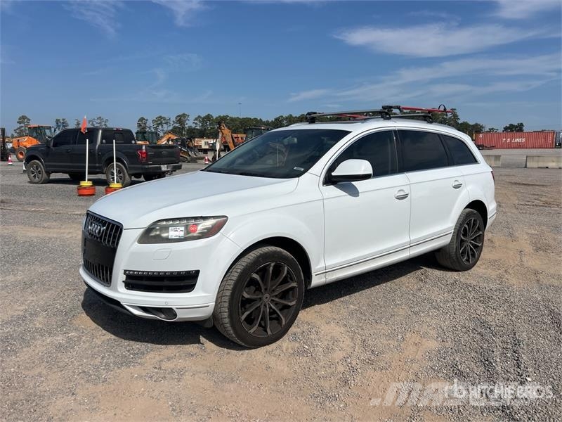Audi Q7 Automašīnas
