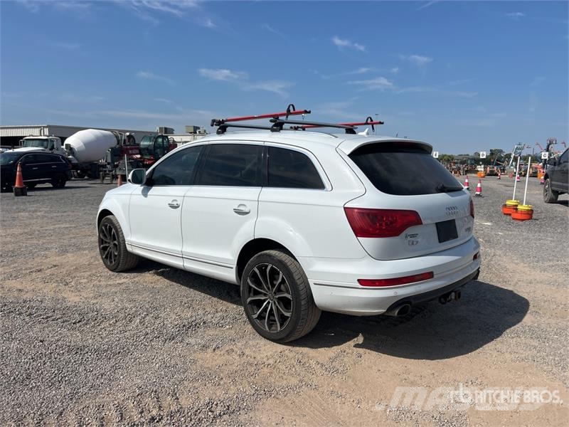 Audi Q7 Automašīnas