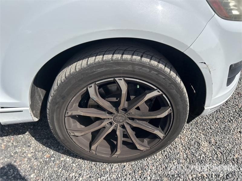 Audi Q7 Automašīnas