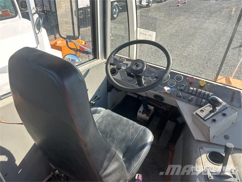 Autocar 4x2 Spotter Truck Terminalni tegljači