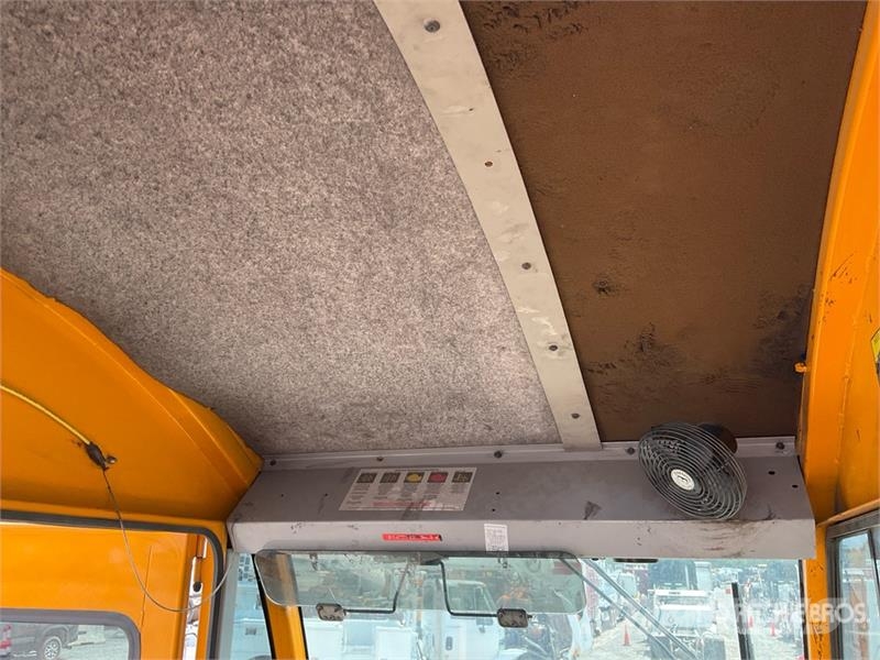 Autocar 4x2 Spotter Truck 終端式曳引機