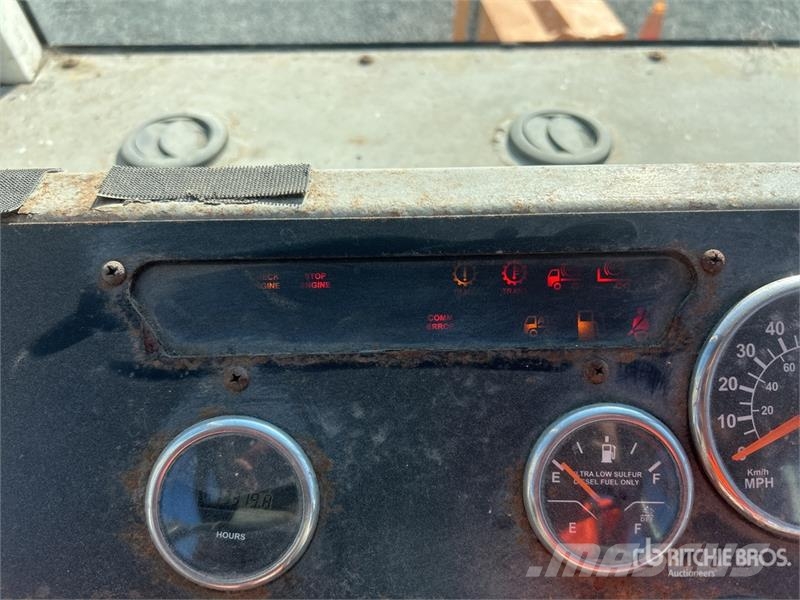 Autocar 4x2 Spotter Truck Terminalni tegljači