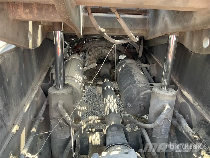Autocar 4x2 Spotter Truck 終端式曳引機