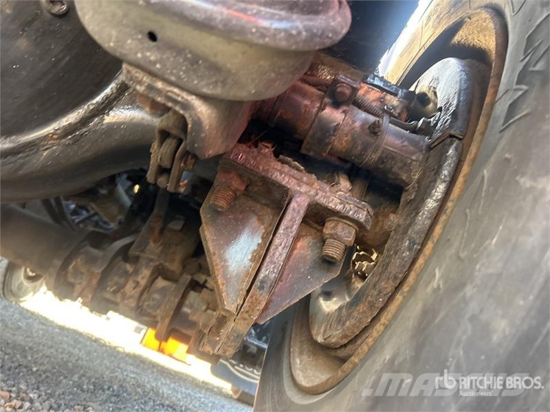 Autocar 4x2 Spotter Truck Terminalni tegljači