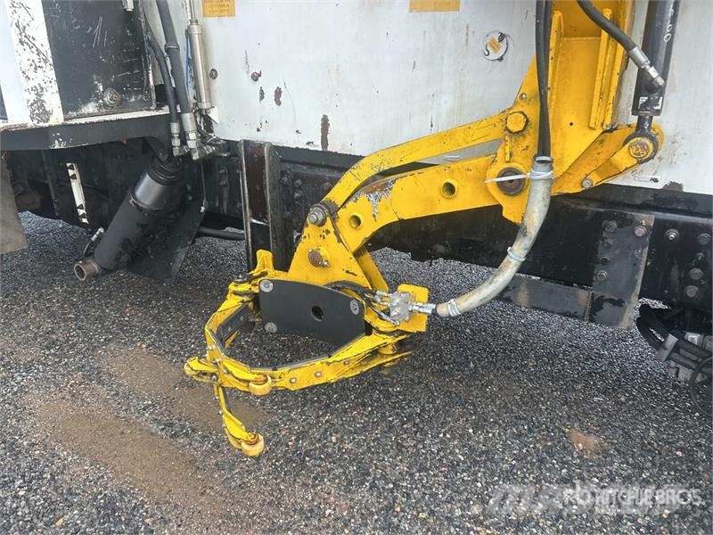 Autocar ACX 64 Expeditor 4x2 Side Loader Waste Collection Komunalni tovornjaki