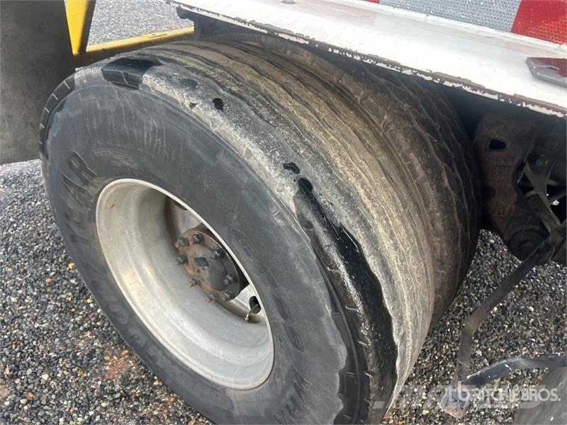 Autocar ACX 64 Expeditor 4x2 Side Loader Waste Collection Komunalni tovornjaki