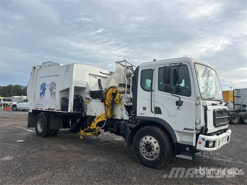 Autocar ACX 64 Expeditor 4x2 Side Loader Waste Collection Komunalni tovornjaki
