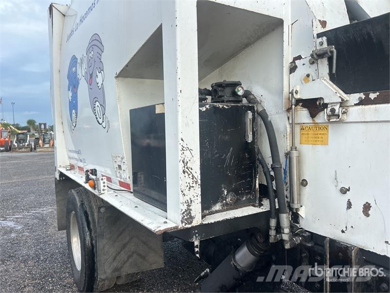 Autocar ACX 64 Expeditor 4x2 Side Loader Waste Collection Komunalni tovornjaki