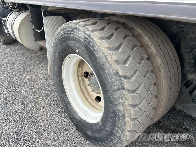 Autocar ACX Xpeditor Komunalni tovornjaki