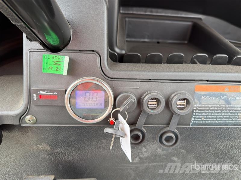 Axis EV Electric Golf Cart (Unused) Golfa karti