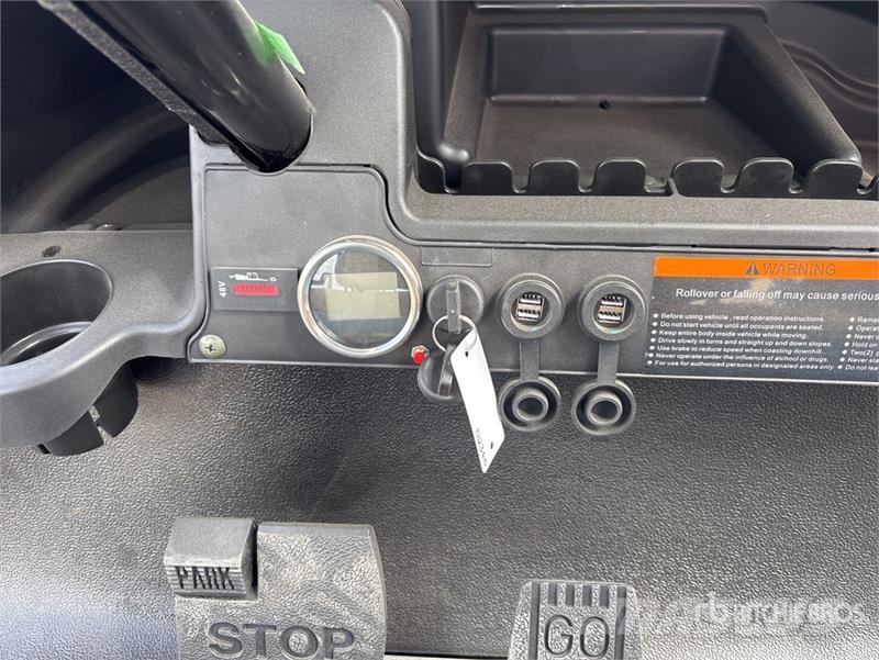 Axis EV Electric Golf Cart (Unused) Golfa karti