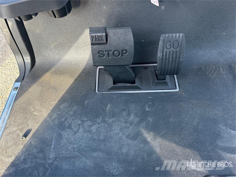 Axis EV Electric Golf Cart (Unused) Golf vogne