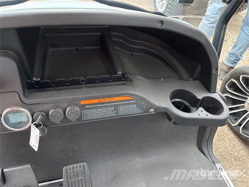 Axis EV Electric Golf Cart (Unused) 高尔夫球车